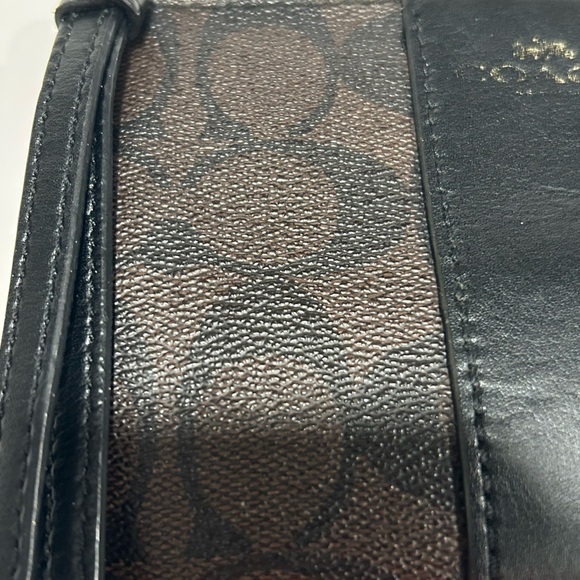 Coach Women's Signature Canvas Corner Zip Wristlet in Gold/Walnut/Black #58035 - Picture 4 of 7